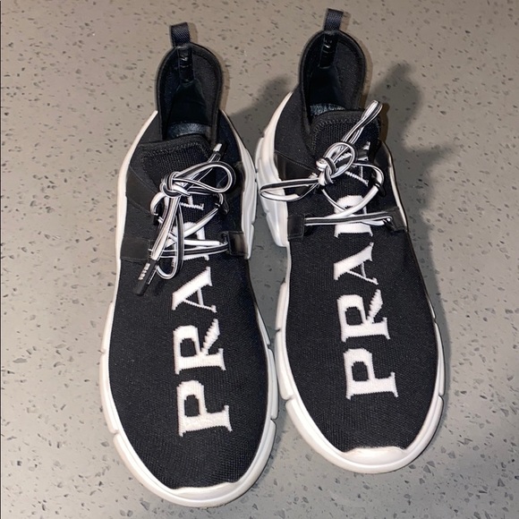 Prada shoes - Picture 1 of 9